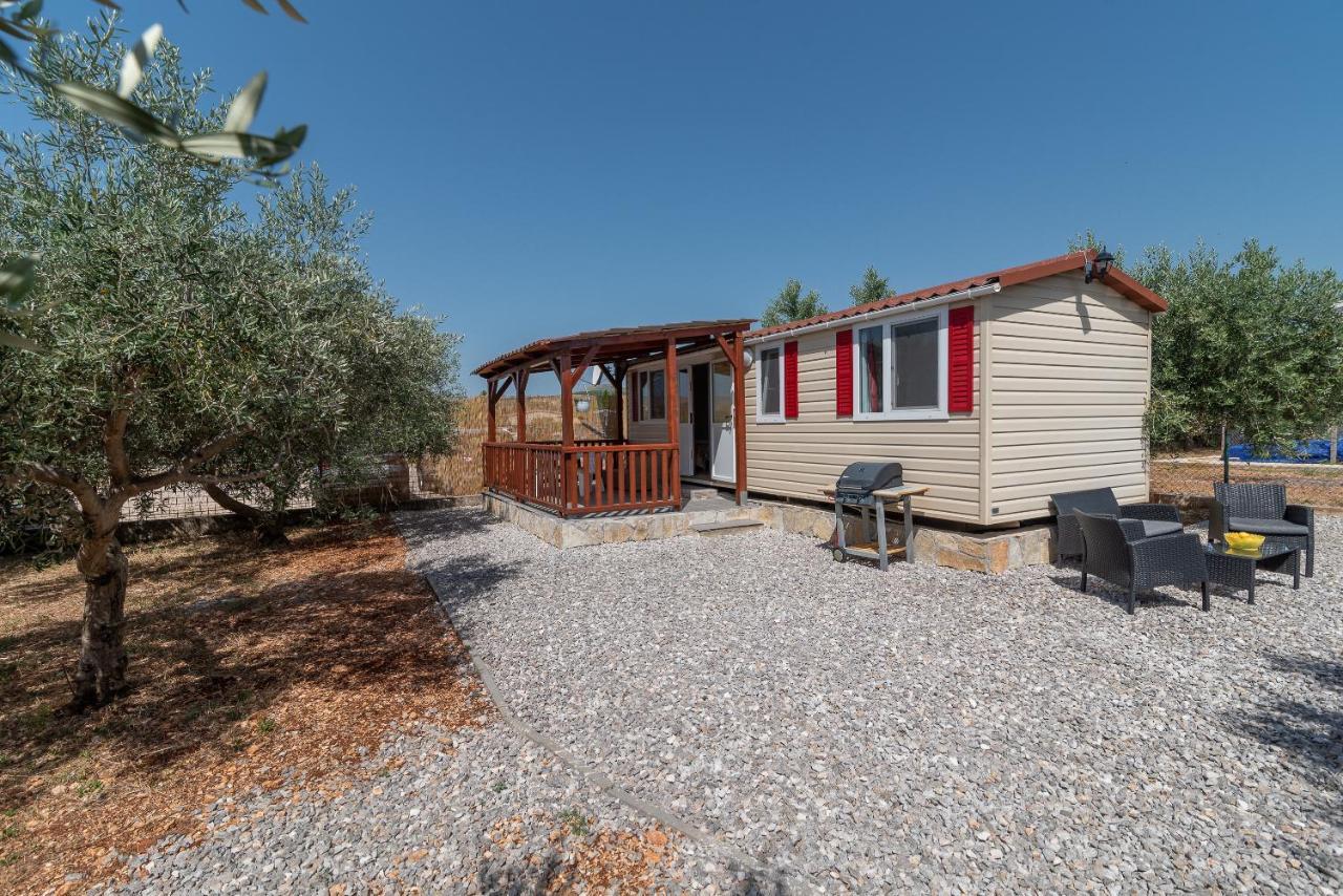 'Olive Grove' Camping House-Near The Beach Divulje Exterior foto